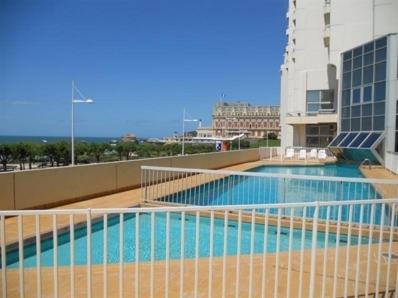 Charmant Studio En Centre-Ville Avec Piscine Proche Grande Plage - Fr-1-3-410 Biarritz Exteriér fotografie